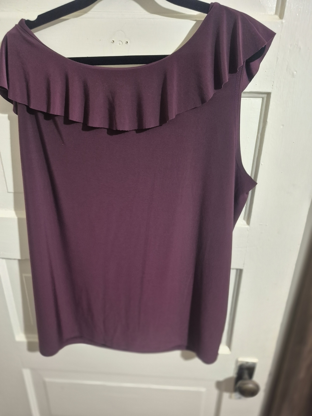 Claudia Richard 2X Plum Purple Ruffle Neck Sleeveless Stretch Top Plus Size - Picture 3 of 6